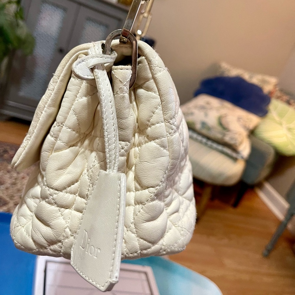 Dior Cream Leather Cannage Miss Dior New Lock Bag - Picture 5 of 16